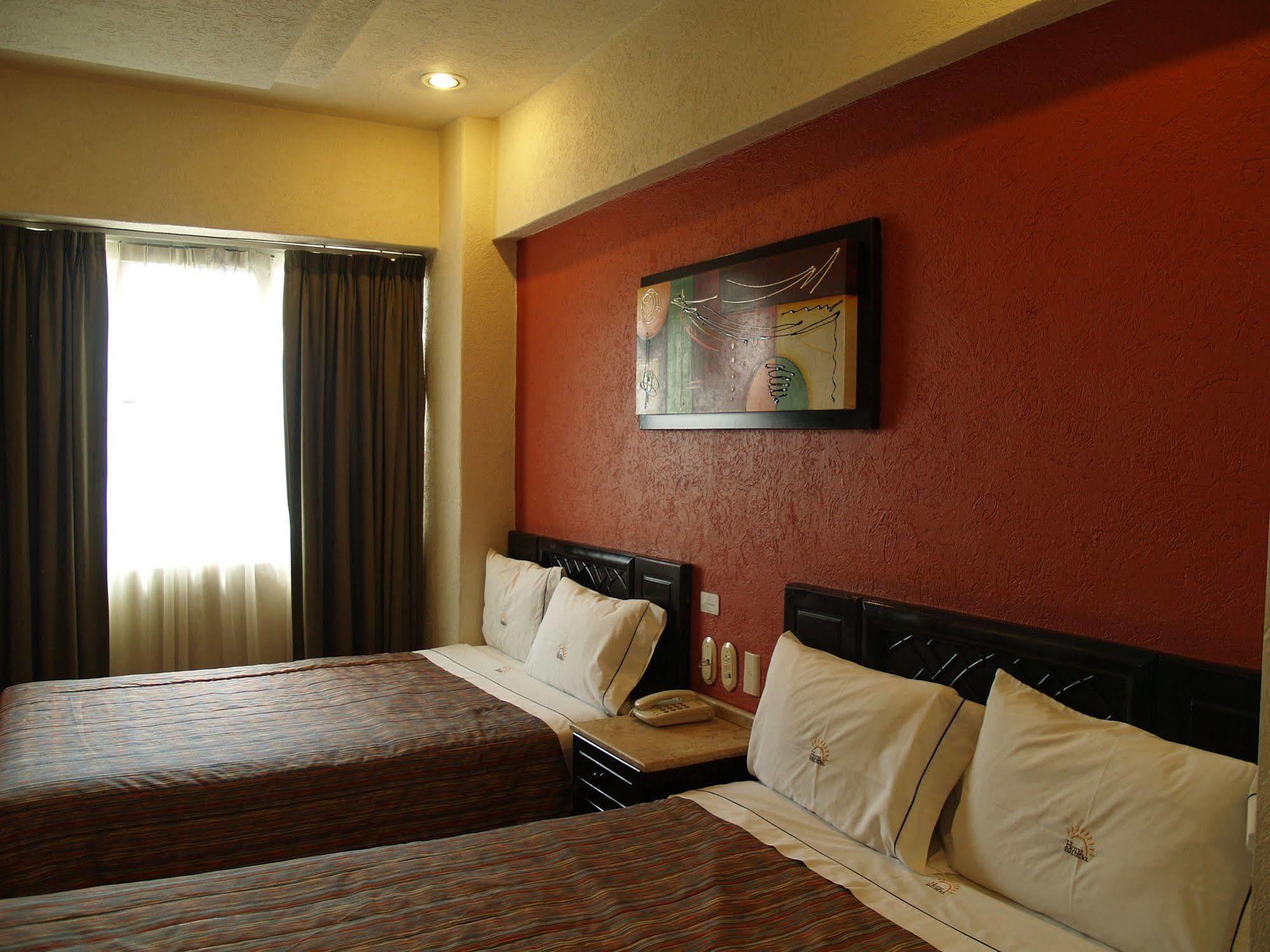 Hotel Real Del Sol - Zona Expo Industrial Guadalajara Exterior photo